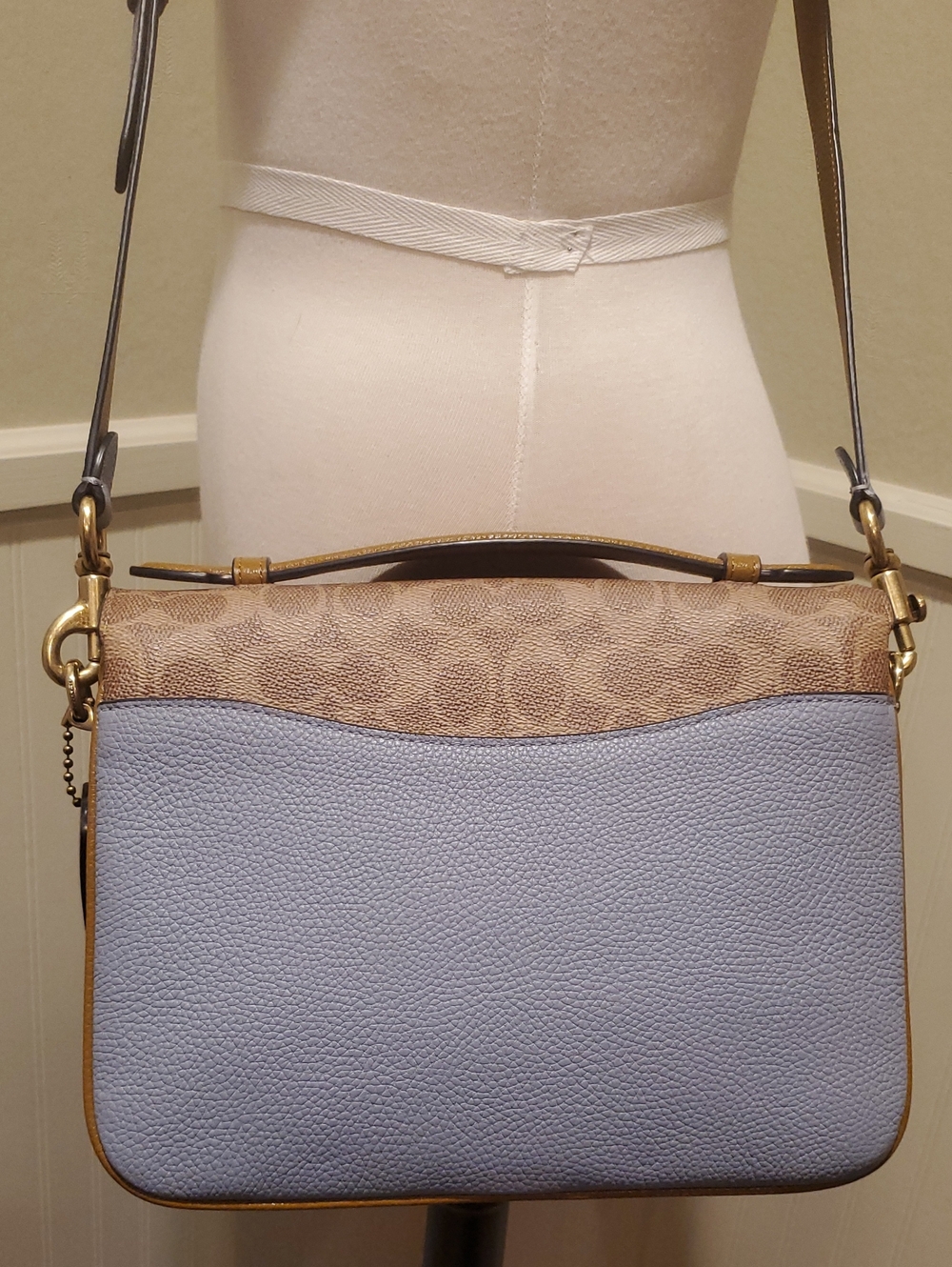 Like NEW Coach Cassie Signature Colorblock Crossbody - Picture 5 of 12